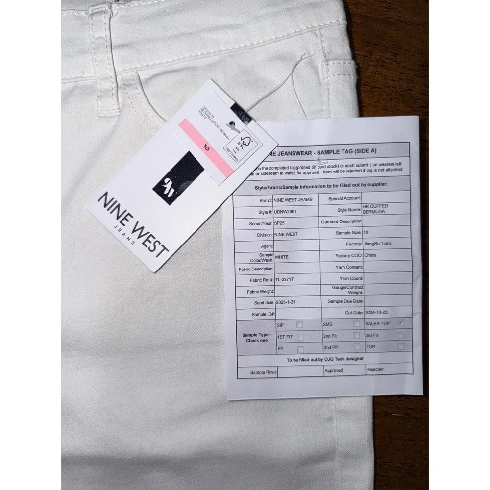 Nine West Bermuda Shorts Women Size 10 White NEW High Rise Cuffed UDNW2361